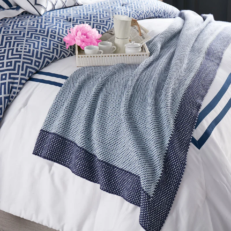 Disney Resorts Home Collection - Bayside Blue Legacy Throw