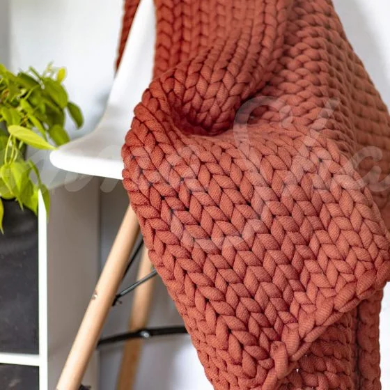 Chunky Knit Throw ~ Rust