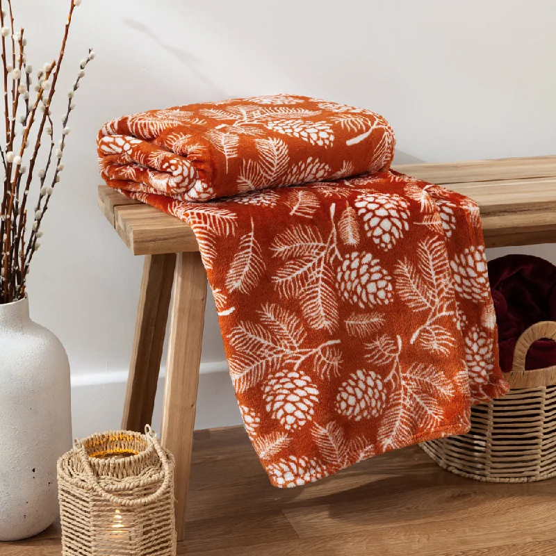 Irwin Woodland Fleece Throw Rust