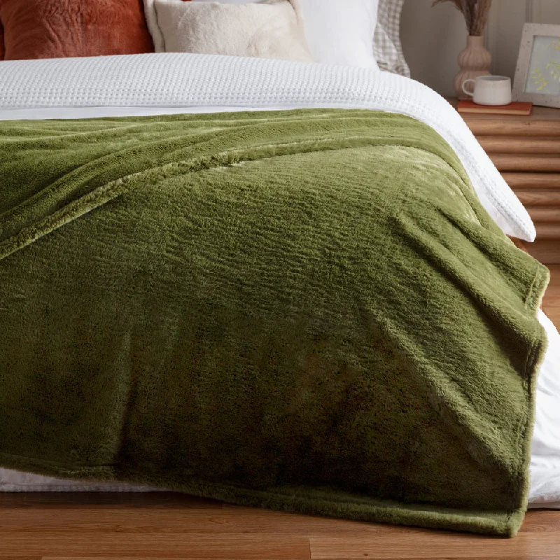 Kallu Double-Sided Faux-Fur Throw Olive