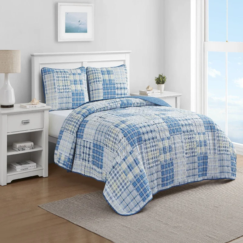 Nautica Raieford King Reversible Quilt And Sham Set