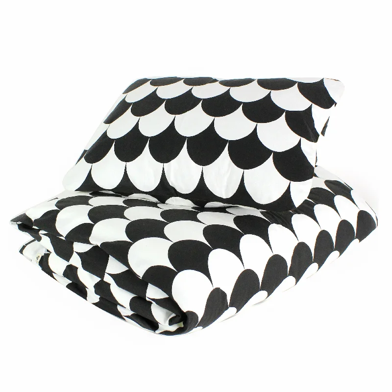 nobodinoz Duvet Single Black Scales