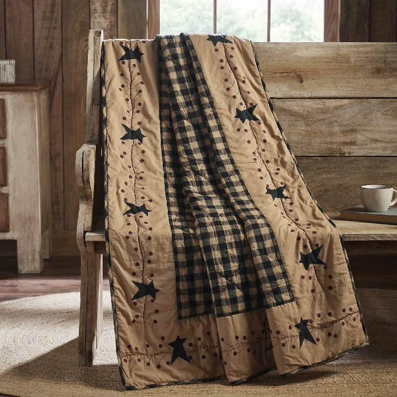 Pip Vinestar Quilted Throw 50x60  **BACKORDERED UNTIL NOVEMBER 2024**