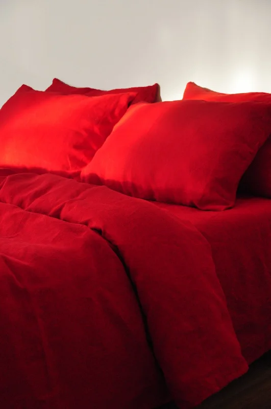 Scarlet red duvet cover