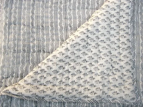 Tilonia® Queen Quilt - Centipede Stripe & Sprig in Slate Grey